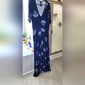 Agnes and Dora Austin Maxi dress